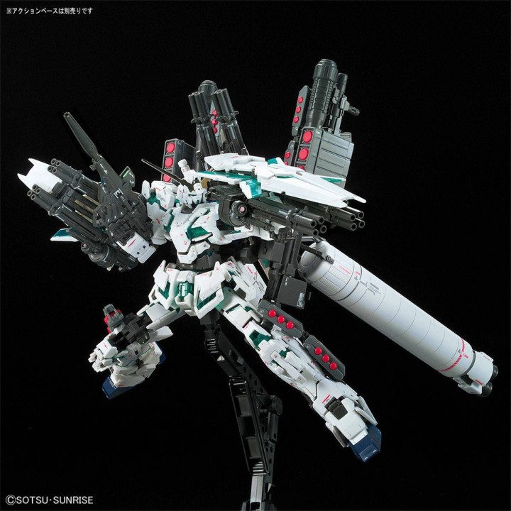 RG Full Armor Unicorn Gundam Full Psycho-Frame Prototype Mobile Suit 1/144