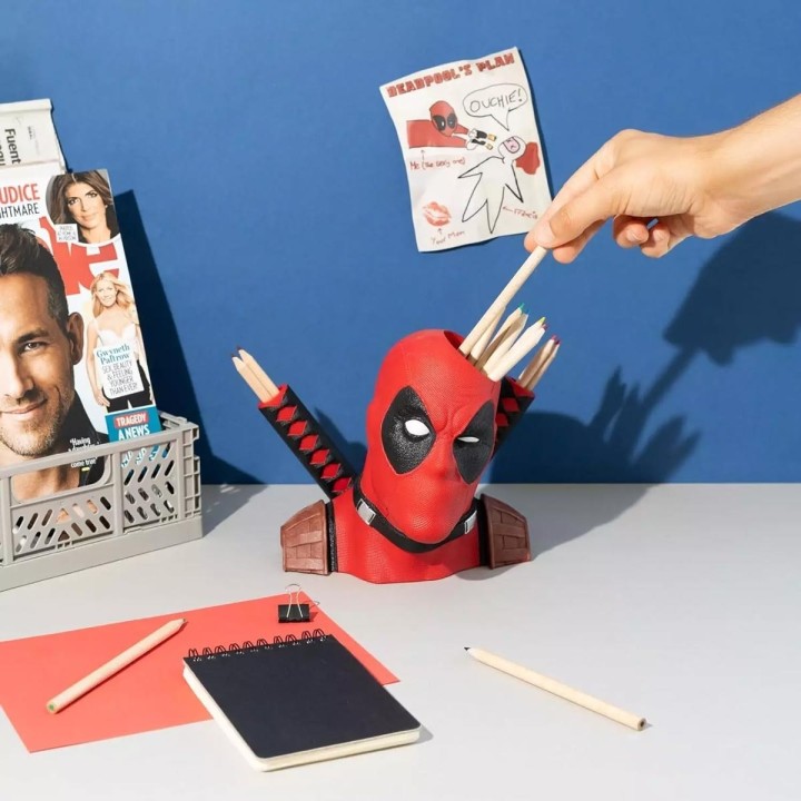 3D Pen Holder Deadpool