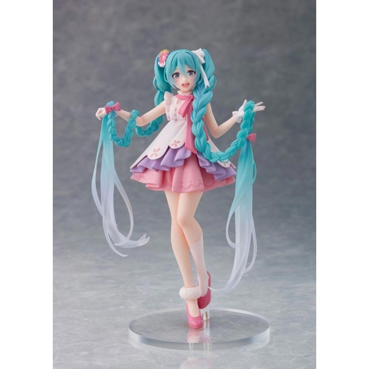 Hatsune Miku Wonderland Rapunzel Taito