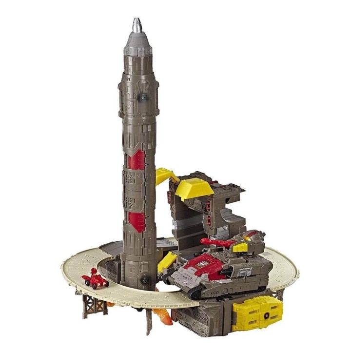Omega Supreme Titan Class Transformers War for Cybertron Siege
