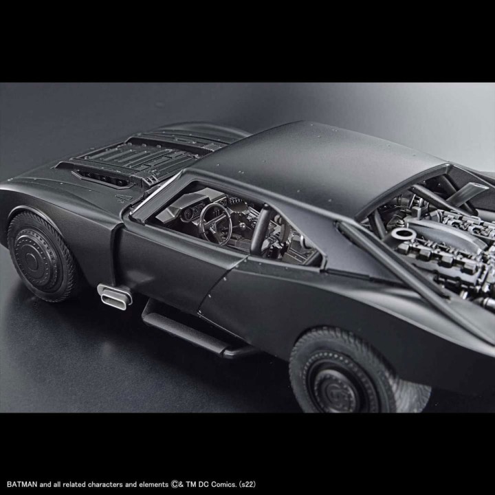Model Kit Batman New Batmobile 1/35
