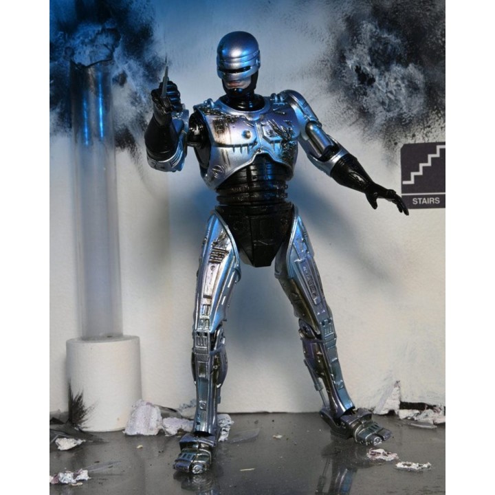RoboCop with Chair Ultimate Battle Damaged RoboCop Neca