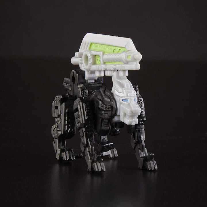 Autobot Greenlight & Dazzlestrike Transformers Siege War for Cibertron Deluxe Class