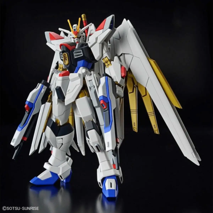 HG Mighty Strike Freedom Gundam ZGMF A 262PD Compas Mobile Suit  1/144