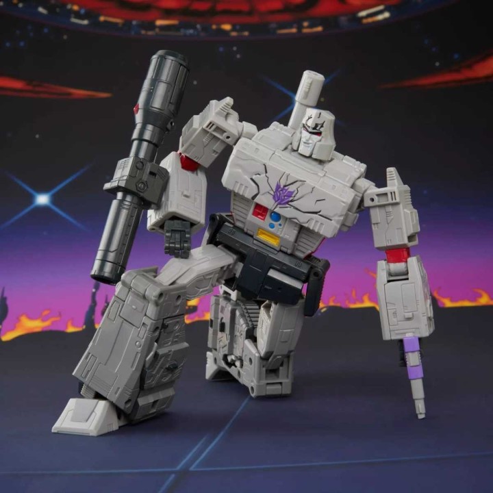 Megatron Leader Class Transformers Studio Series